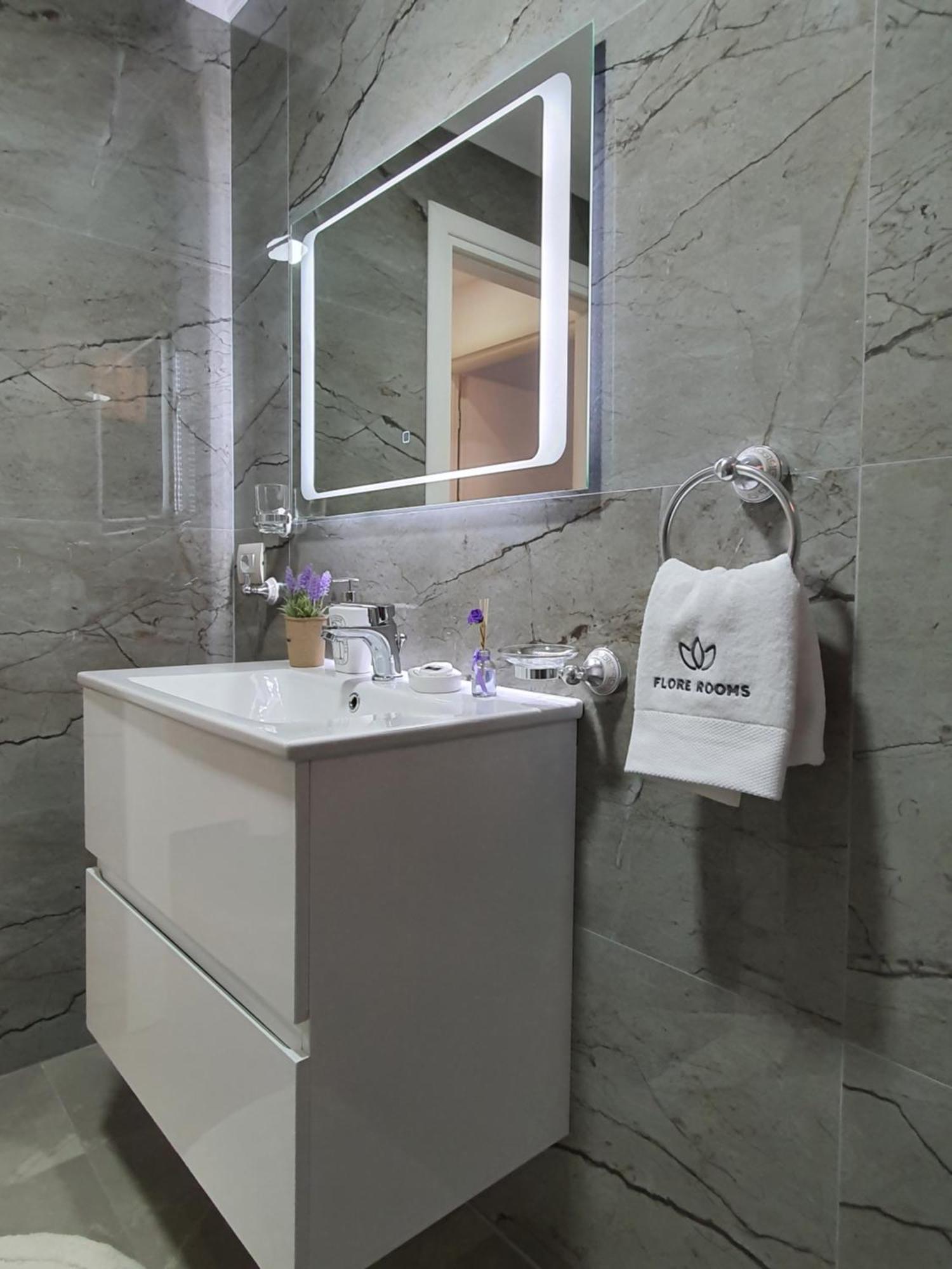 סרנדה Flore Rooms חדר תמונה