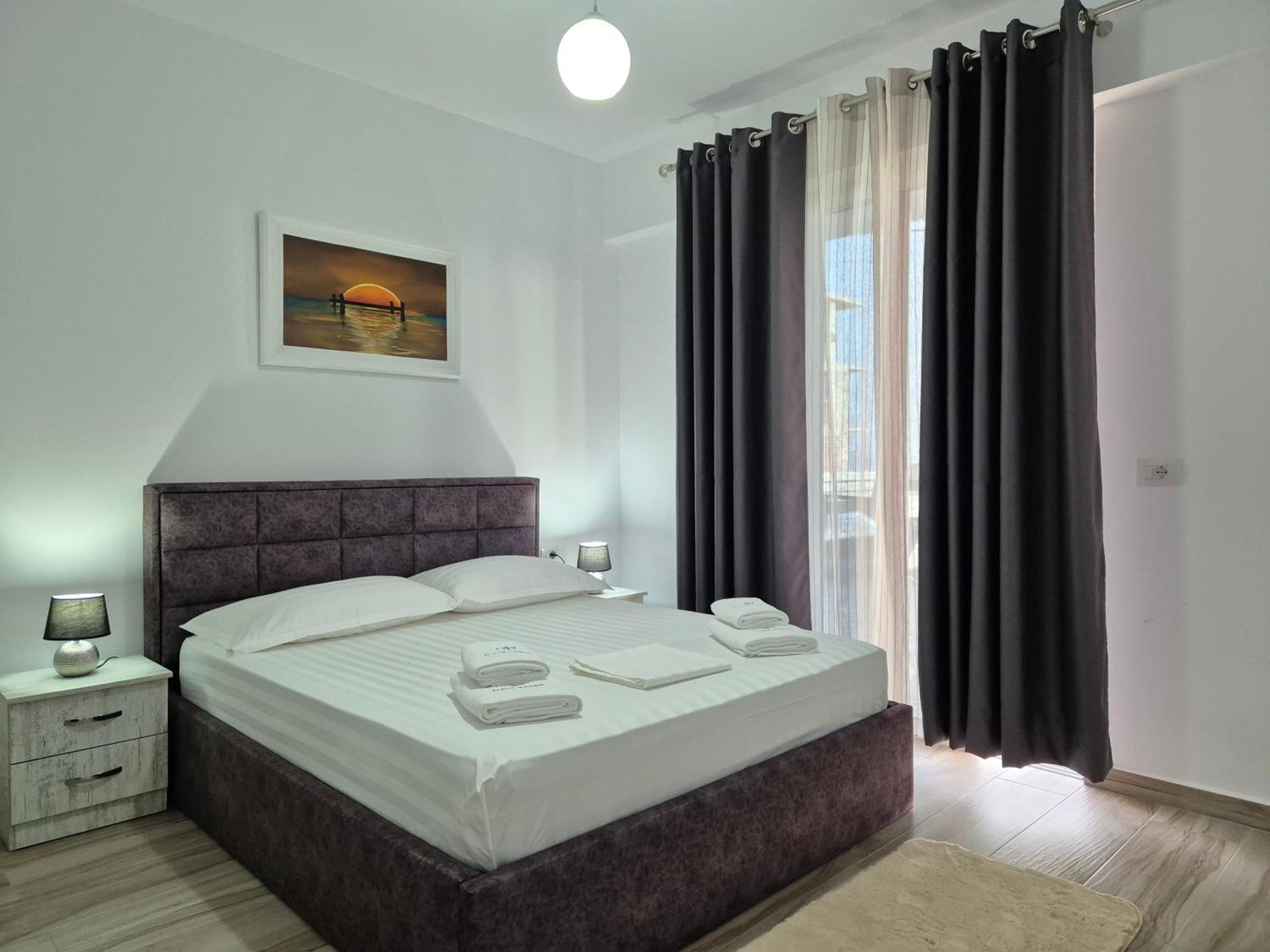 סרנדה Flore Rooms מראה חיצוני תמונה