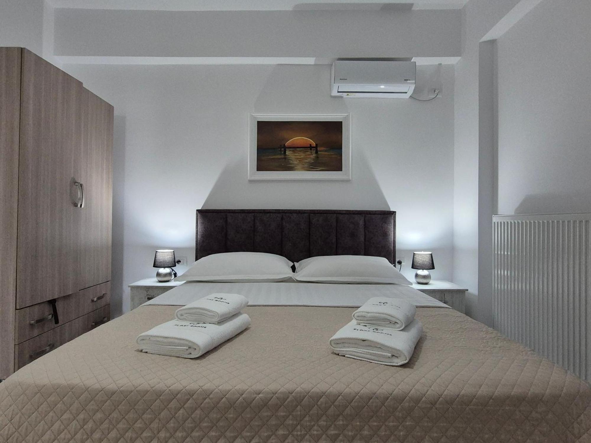 סרנדה Flore Rooms מראה חיצוני תמונה