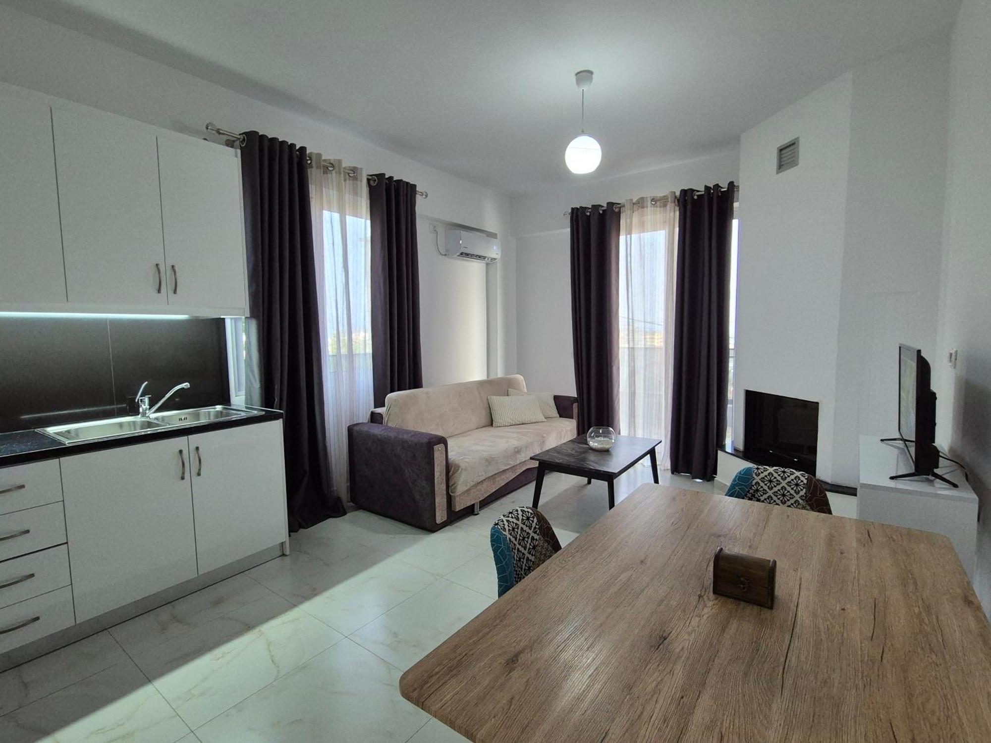 סרנדה Flore Rooms מראה חיצוני תמונה